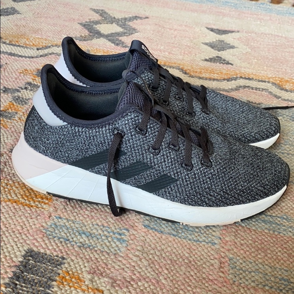 Adidas cloudfoam sneakers